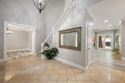2311 Creekside Circle N, Irving TX 75063 - Photo 2