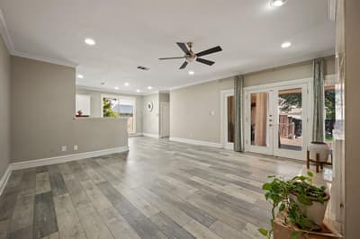 2311 Creekside Circle N, Irving TX 75063 - Photo 5