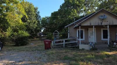 208 E Austin, Leonard TX 75452 - Photo 2
