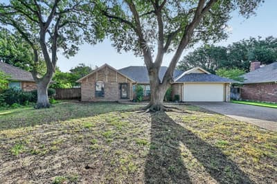 7005 Volley Court, Fort Worth TX 76133 - Photo 2