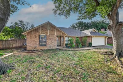 7005 Volley Court, Fort Worth TX 76133 - Photo 3