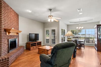 1237 Beachview, Seven Points TX 75143 - Photo 3