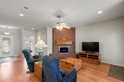 1237 Beachview, Seven Points TX 75143 - Photo 4