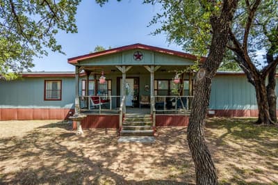 4406 Appletree Court, Granbury TX 76048 - Photo 2