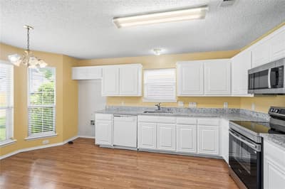 8404 Bowspirit Lane, Fort Worth TX 76053 - Photo 3