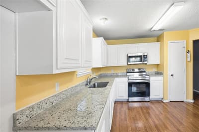 8404 Bowspirit Lane, Fort Worth TX 76053 - Photo 4
