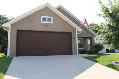 213 Clover Circle, Weatherford TX 76086 - Photo 2