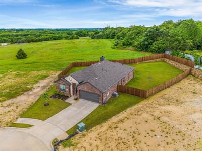 300 Heritage Grove Road, Blue Ridge TX 75424