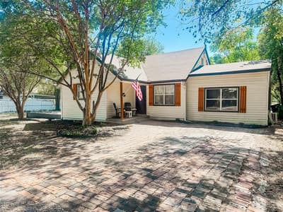 212 Penn Street, Waxahachie TX 75165