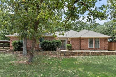 1022 Oak Tree Drive, Fort Worth TX 76140