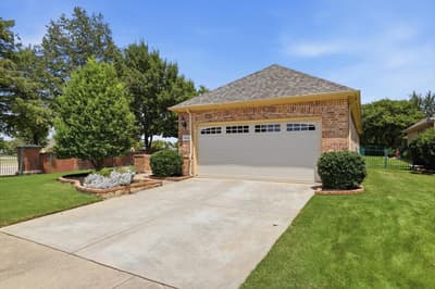 7994 Palmer Court, Frisco TX 75036 - Photo 2