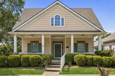 901 Wenk Drive, Aubrey TX 76227