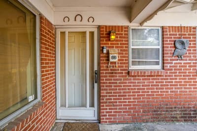 7205 Robinhood Lane, Fort Worth TX 76112 - Photo 5