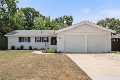 303 Bayless Drive, Euless TX 76040