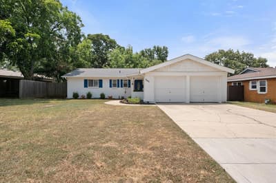 303 Bayless Drive, Euless TX 76040 - Photo 4