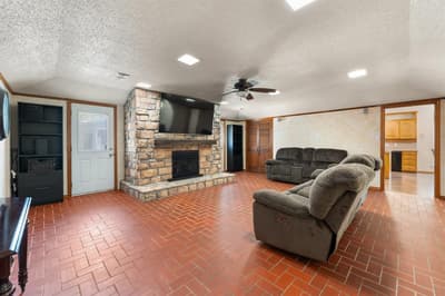 212 Roaring Springs Drive, Joshua TX 76058 - Photo 3