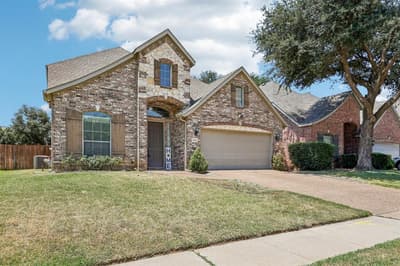 1910 Bentwood Court, Grapevine TX 76051