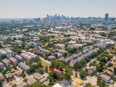 5903 Lewis Street, Dallas TX 75206 - Photo 2