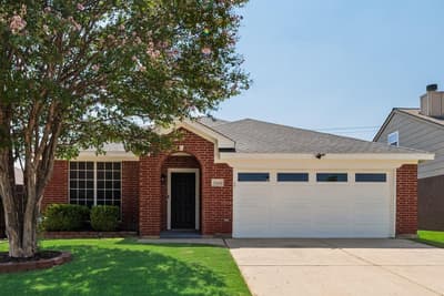 6614 Spartan Drive, Arlington TX 76001