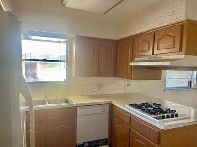2110 SE 25th Avenue, Mineral Wells TX 76067 - Photo 5
