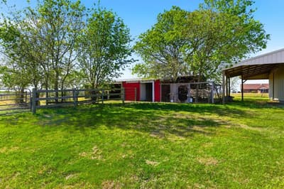 3873 Lois Road E, Sanger TX 76266 - Photo 3