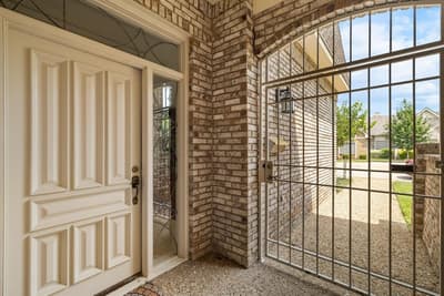 3020 Stonehenge Lane, Carrollton TX 75006 - Photo 3