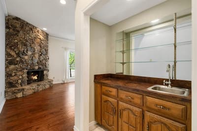 3020 Stonehenge Lane, Carrollton TX 75006 - Photo 5