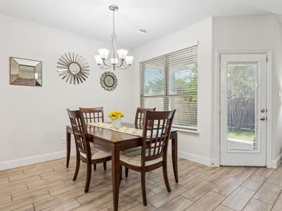 985 E Villas Court, Lewisville TX 75067 - Photo 5