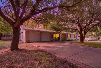 807 W Elizabeth Drive, Robinson TX 76706 - Photo 2