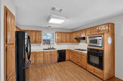 5103 El Rancho Court, Arlington TX 76017 - Photo 4