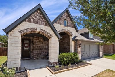 813 Lake Cove Drive, Little Elm TX 75068 - Photo 2