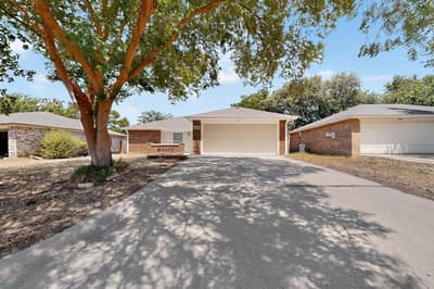 2901 Terry Court, Denton TX 76209
