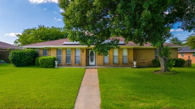 1241 College Parkway, Lewisville TX 75077 - Photo 2