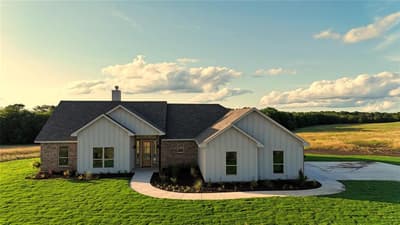1026 CR 1610, Lone Oak TX 75453
