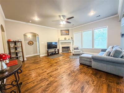 402 N Trinity Street, Decatur TX 76234 - Photo 5