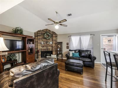 6114 Covington Drive, Rowlett TX 75089 - Photo 3