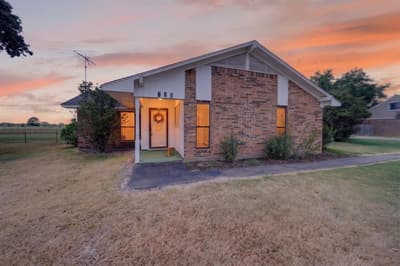 720 S Houston Street, Edgewood TX 75117