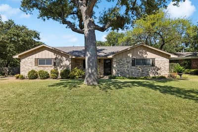 505 Caduceus Lane, Hurst TX 76053
