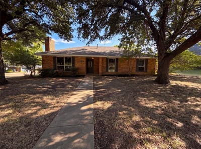 1406 Tad Street, Ennis TX 75119