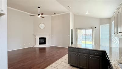 7901 Roswell Court, Arlington TX 76002 - Photo 5