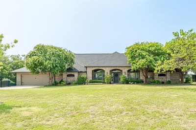 835 Cross Post Lane, Lowry Crossing TX 75069