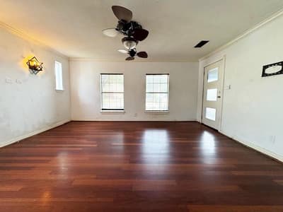 2414 Brandon Street, Dallas TX 75211 - Photo 2