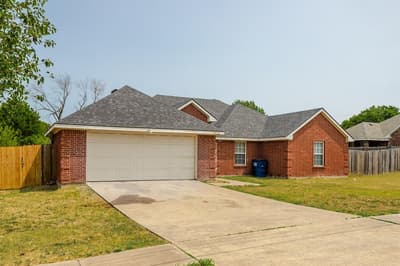1015 Balkan Drive, Lancaster TX 75134 - Photo 2