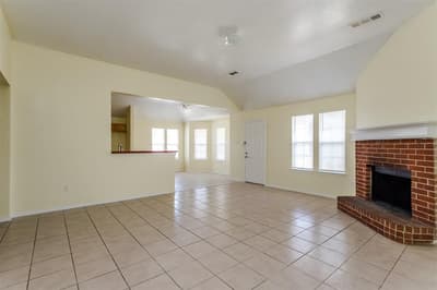 1015 Balkan Drive, Lancaster TX 75134 - Photo 5
