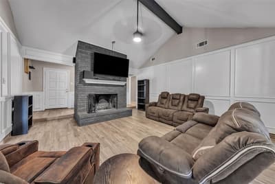3813 Lynbrook Lane, Arlington TX 76015 - Photo 4