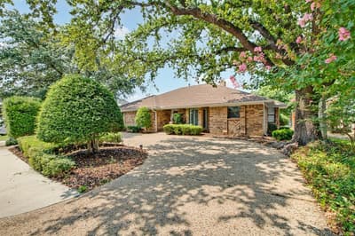 2409 Glen Morris Road, Carrollton TX 75007