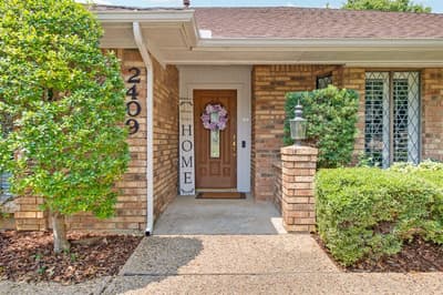 2409 Glen Morris Road, Carrollton TX 75007 - Photo 5