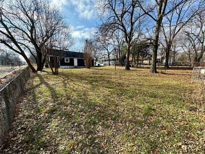 400 S 4th Street, Bonham TX 75418 - Photo 5
