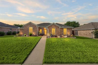 327 Choctaw Trail, Waxahachie TX 75165