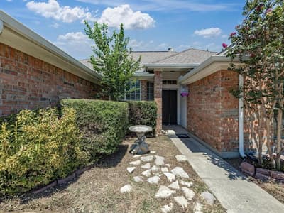 2532 John Drive, Denton TX 76207 - Photo 3